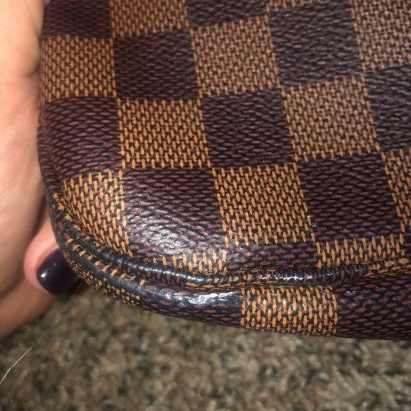 Louis Vuitton Neverfull MM - Picture 5 of 5